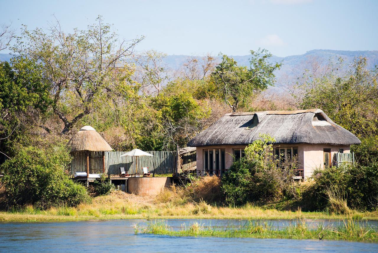 Royal Zambezi Lodge Mafuta Luaran gambar
