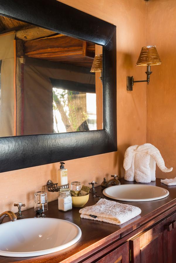Royal Zambezi Lodge Mafuta Luaran gambar
