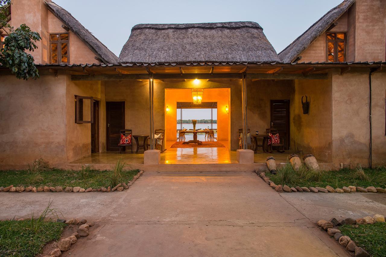 Royal Zambezi Lodge Mafuta Luaran gambar