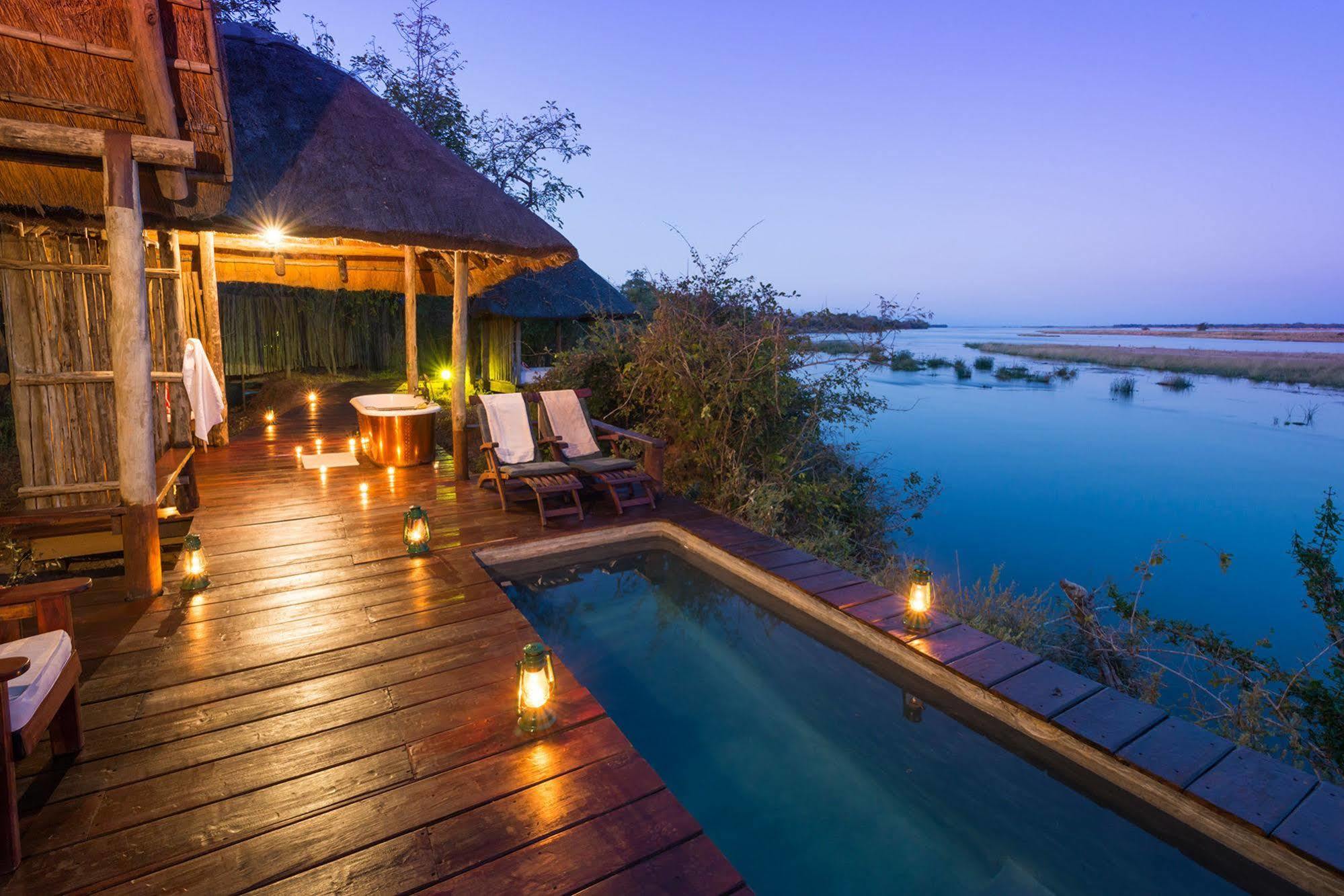 Royal Zambezi Lodge Mafuta Luaran gambar