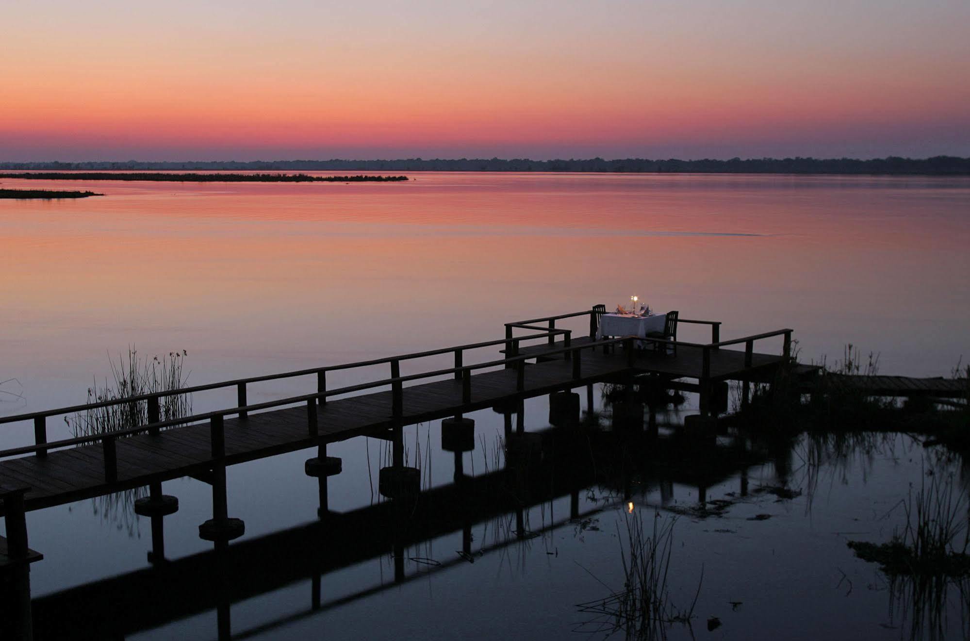 Royal Zambezi Lodge Mafuta Luaran gambar