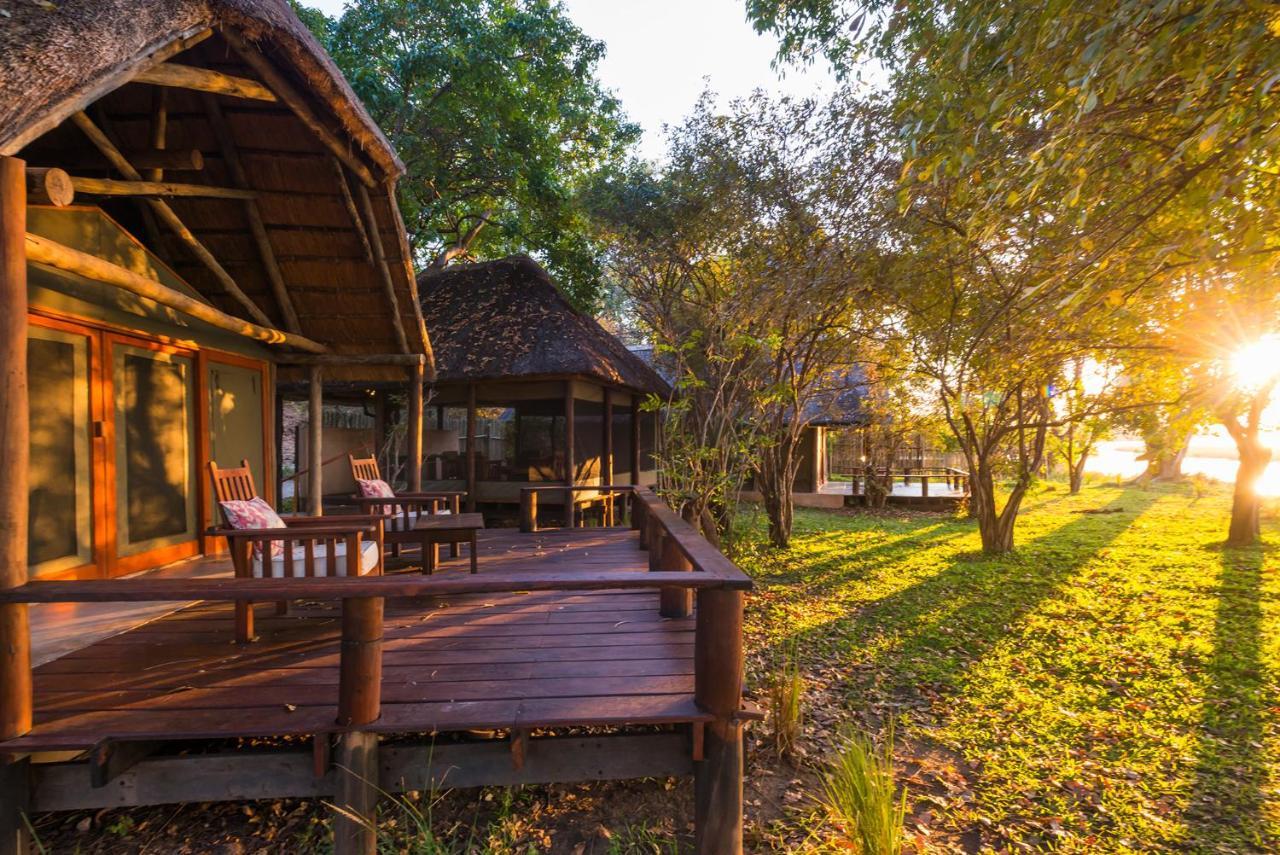 Royal Zambezi Lodge Mafuta Luaran gambar